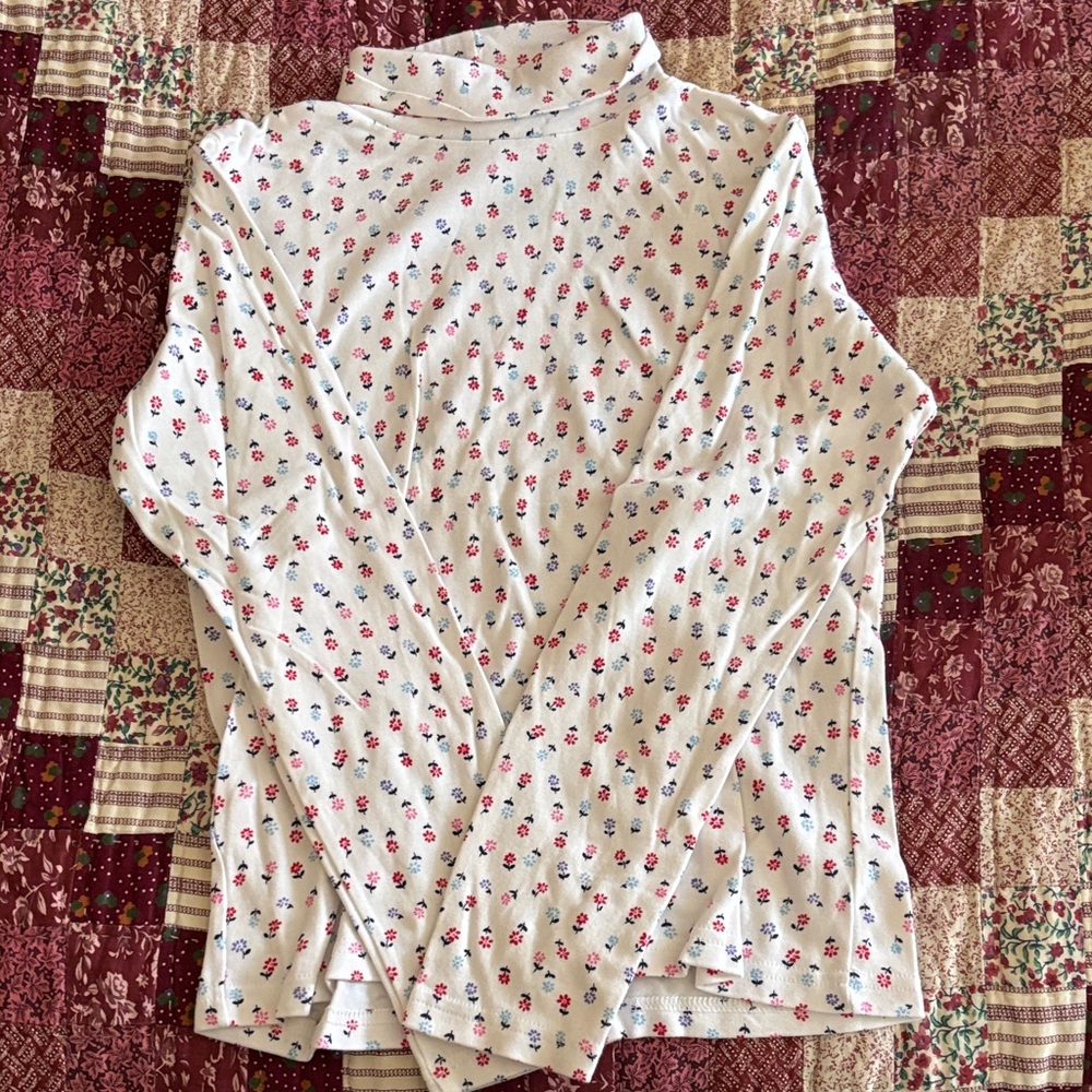Circo turtle neck for girls, 100 percent cotton. 🌼